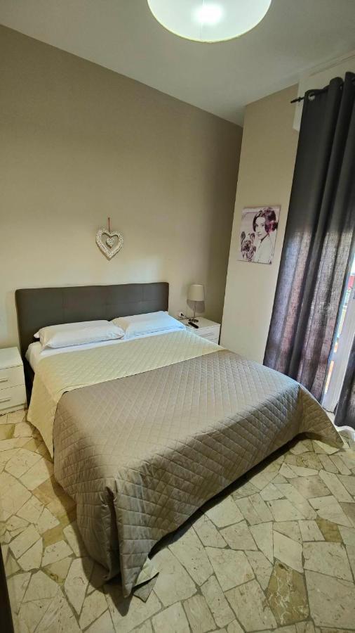 Etnea Glamour House カターニア エクステリア 写真
